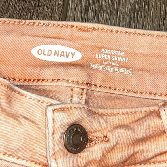 Old Navy Rockstar Super Skinny High Rise Pink Jeans Womens 8 Distressed Raw Hem - Picture 3 of 4